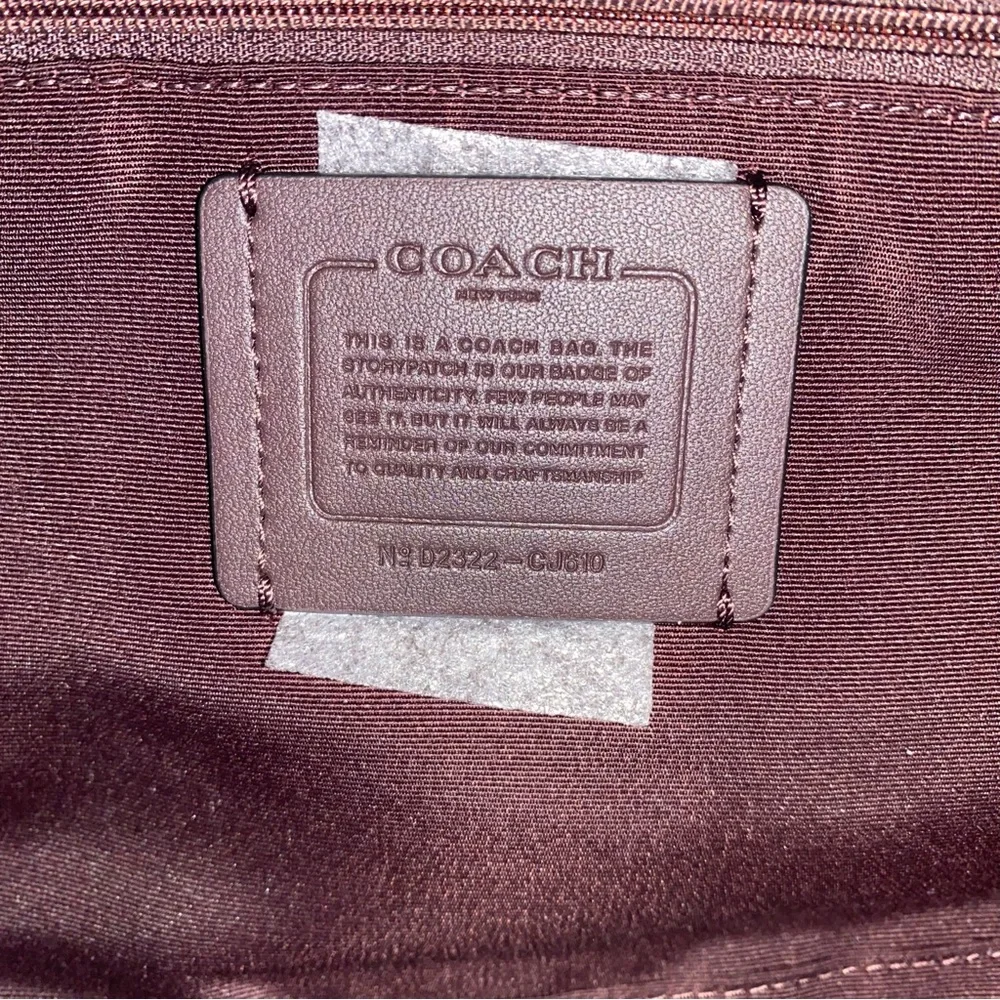 Coach leather purse New unopened
